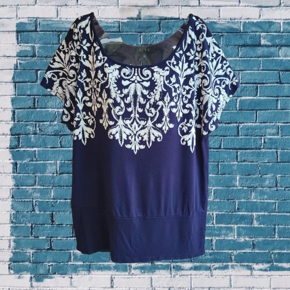 B.L.E.U. Blue Top Cap Sleeves Studded White Embroidered Scoop Neck Women Size XL